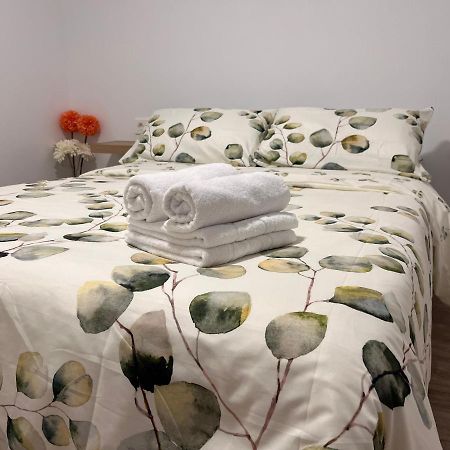 Acogedor Apartamento Cerca De La Playa Marbella Luaran gambar